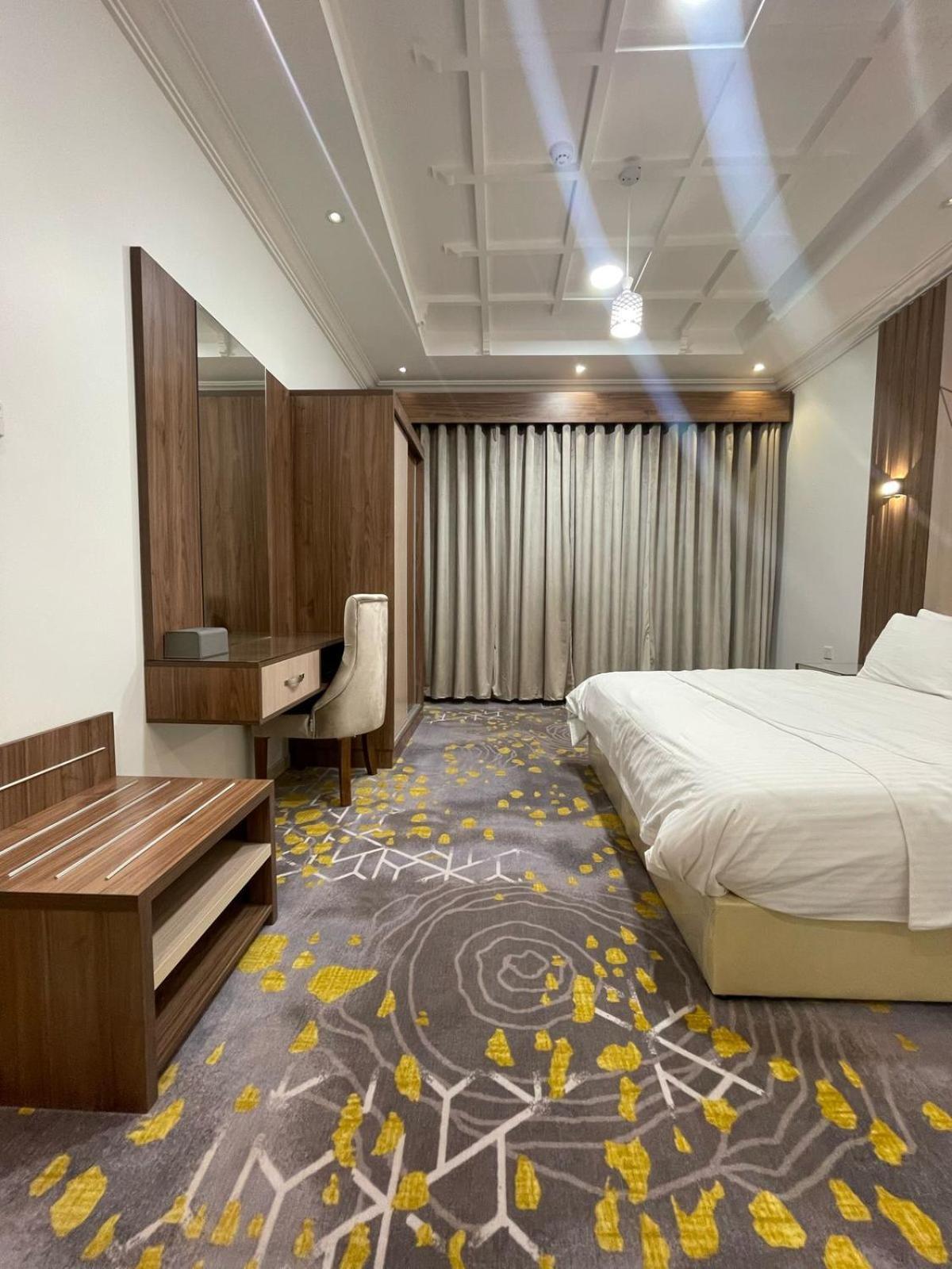 أبها ريجنسي Hotel Ngoại thất bức ảnh